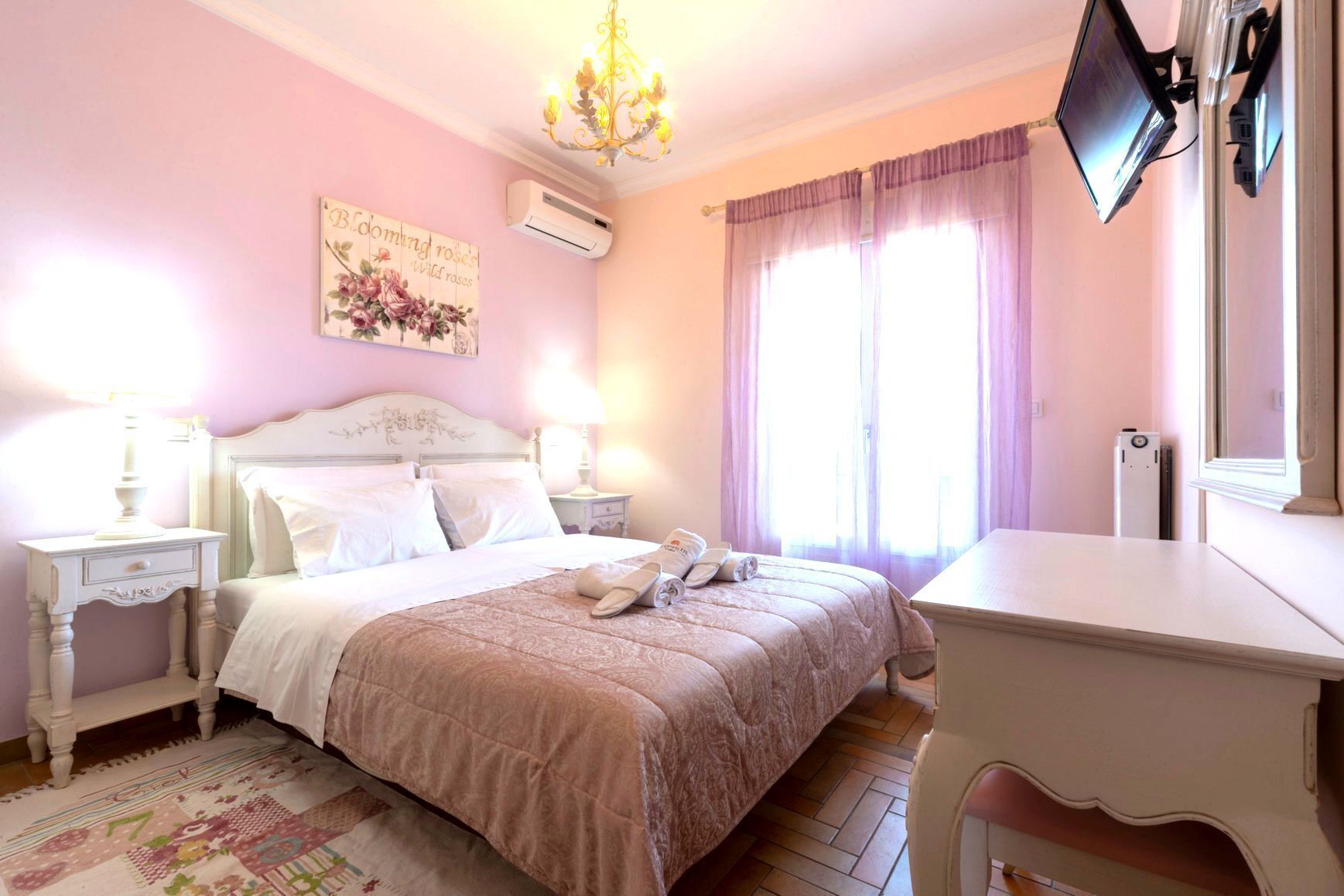 Junior Suite | Egyptian cotton sheets, premium bedding, down duvets, pillow-top beds