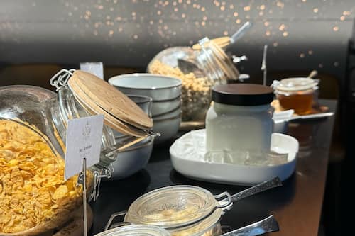 Daily cooked-to-order breakfast for a fee