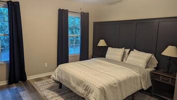 2 camere, una scrivania, ferro/asse da stiro, Wi-Fi gratuito