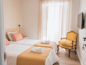 In-room safe, iron/ironing board, free WiFi