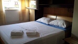 2 Schlafzimmer, Bügeleisen/Bügelbrett, WLAN, Bettwäsche
