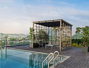 Outdoor pool - Societe By Lyfehaus (Kuala Lumpur)