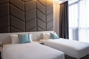 Deluxe Apartment | Egyptian cotton sheets, premium bedding, free WiFi