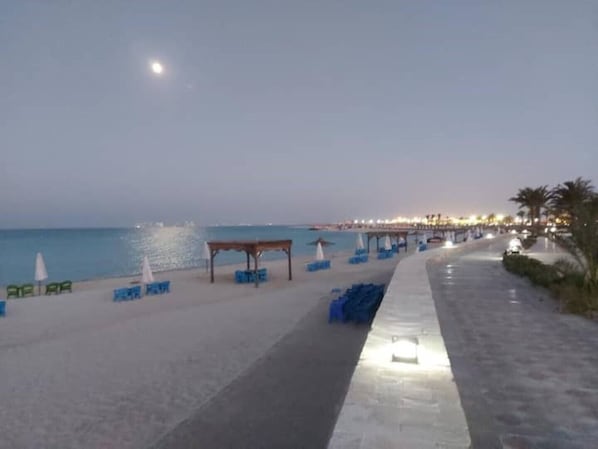 Beach - Cozy chalet at Lazorde Bay, North Coast C17 (Sidi Abd-Elrahman, North Coast)