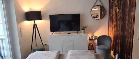 1 chambre, fer et planche à repasser, Wi-Fi, draps fournis