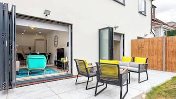 Basic Apartment, Multiple Beds | Exterior