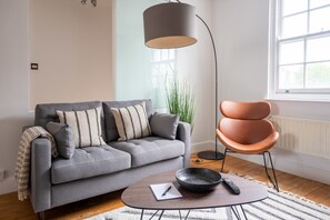 Basic Apartment, Multiple Beds | Interior - Stylish Kings-cross Maisonette (London)