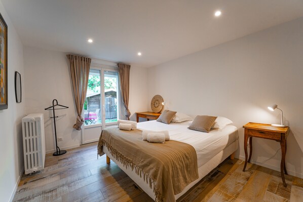 3 多间卧室、熨斗/熨衣板、免费 WiFi、床单