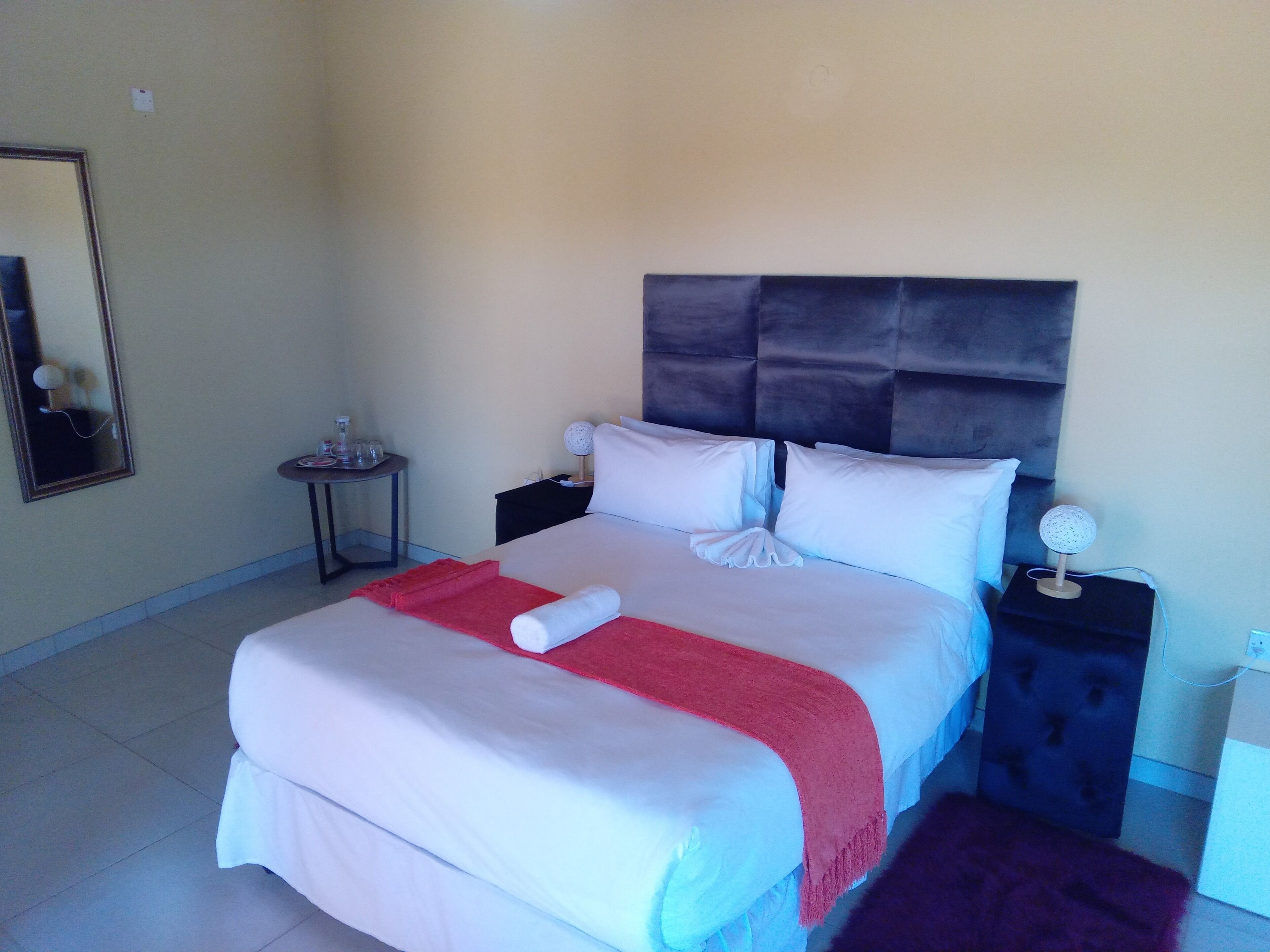 1 bedroom, desk, iron/ironing board, free wifi