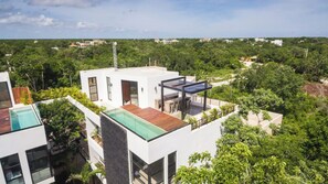 تفاصيل الفندق من الخارج