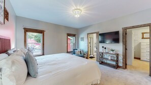 6 Schlafzimmer, Bügeleisen/Bügelbrett, Reisekinderbett, kostenloses WLAN