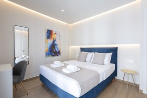 1 bedroom, in-room safe, desk, iron/ironing board