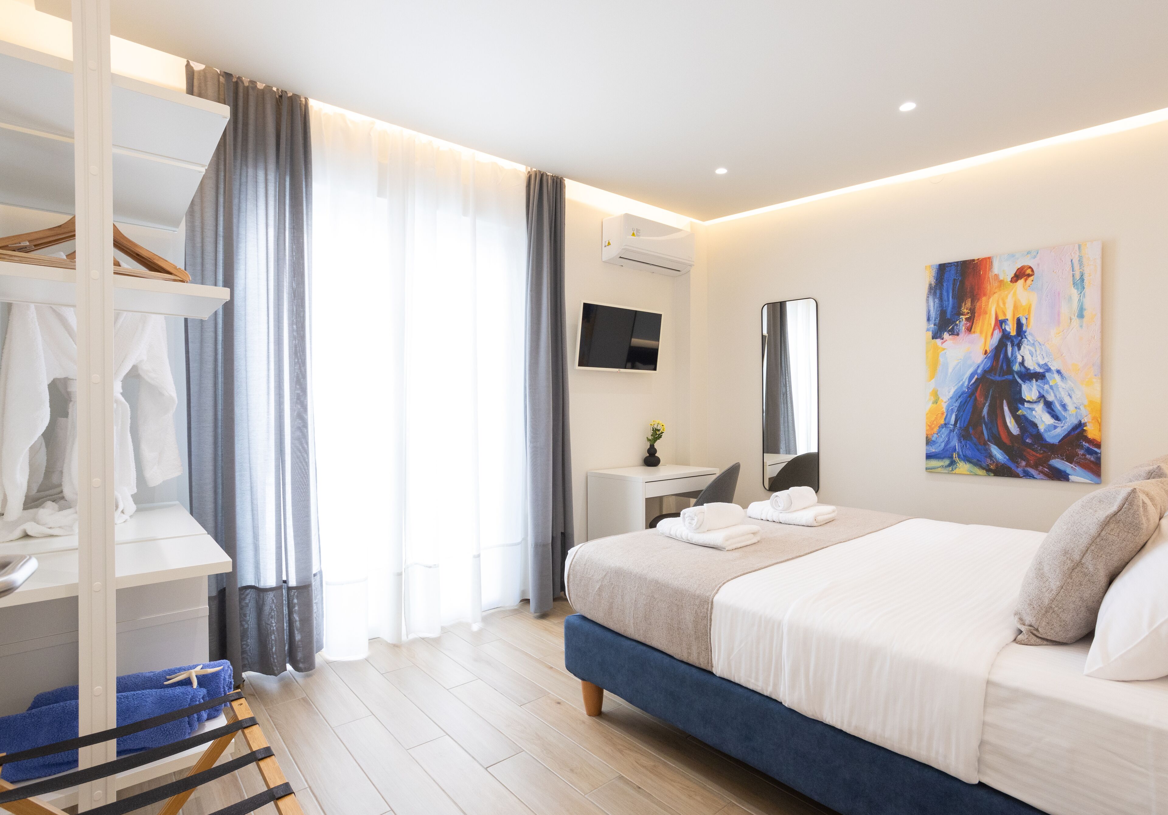 1 chambre, coffres-forts dans les chambres, bureau