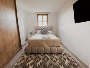 3 bedrooms, WiFi, bed sheets - Modern-jacuzzi- terrace-parking-ascensor
 (Guatape)