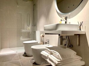 Bathroom - Ribeira House (Mirandela)