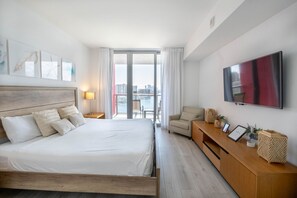 1 bedroom, desk, iron/ironing board, WiFi