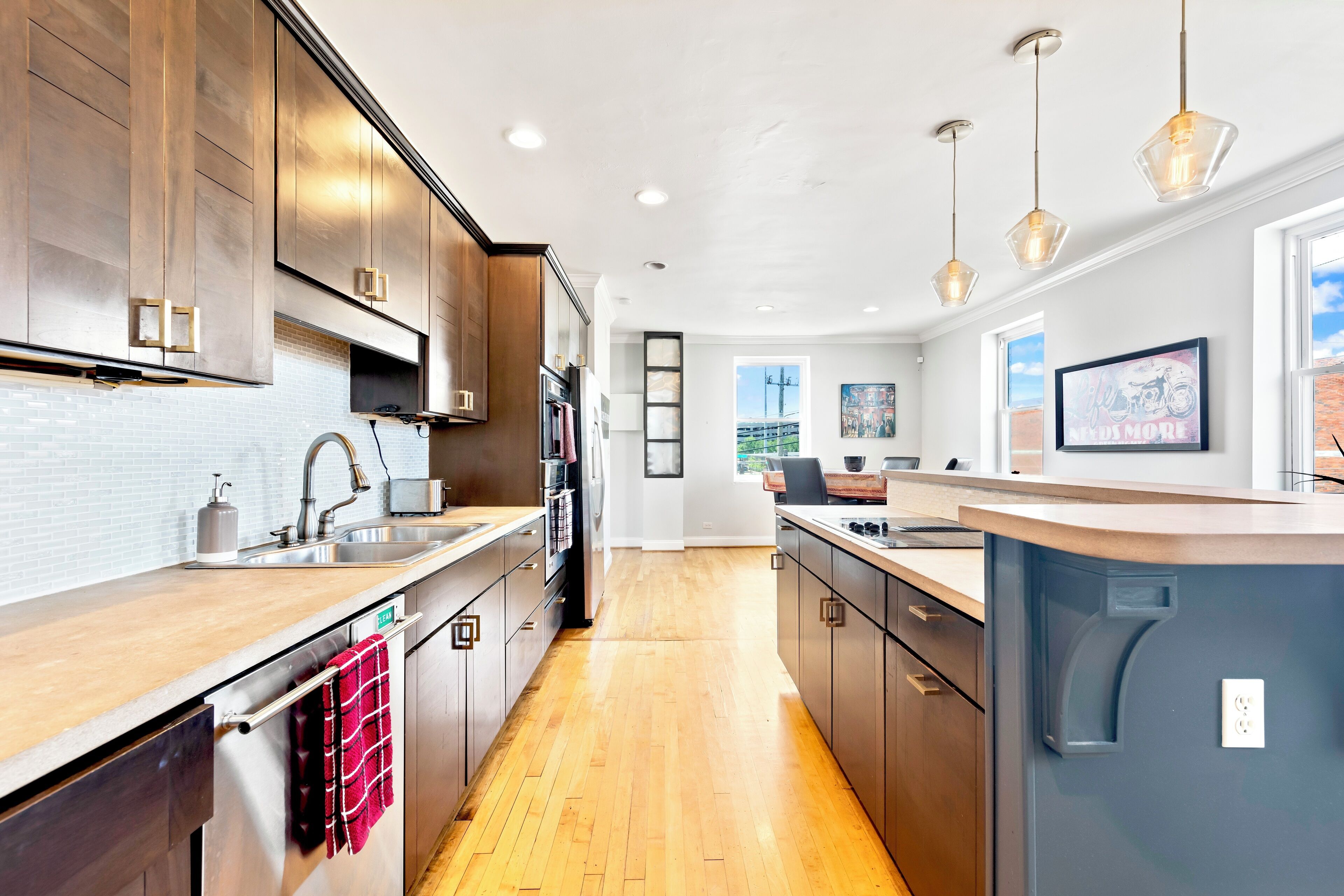 冰箱、微波炉、烤箱、炉灶