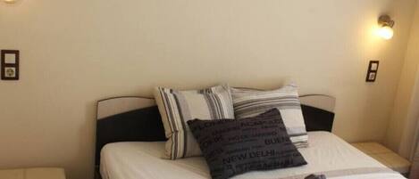 1 غرفة نوم وواي فاي وملاءات أسرّة