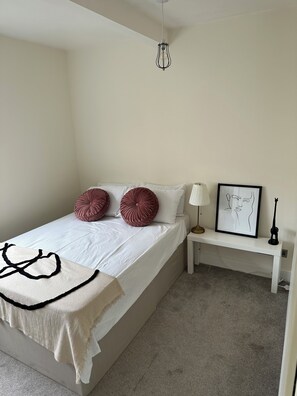 1 habitación, wifi y ropa de cama 
