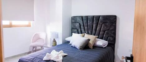 3 bedrooms, WiFi, bed sheets