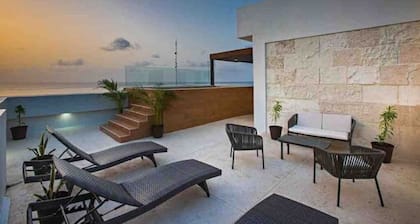 Condo Nova /Modern 2 Bedroom w/Pool