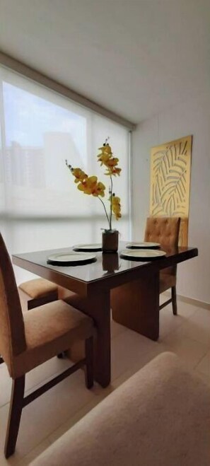 Dining - Familiarlux, Elegante y Acogedor Apartamento (Ibagué)