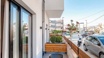 Comfort Triple Room, Balcony | Balcony