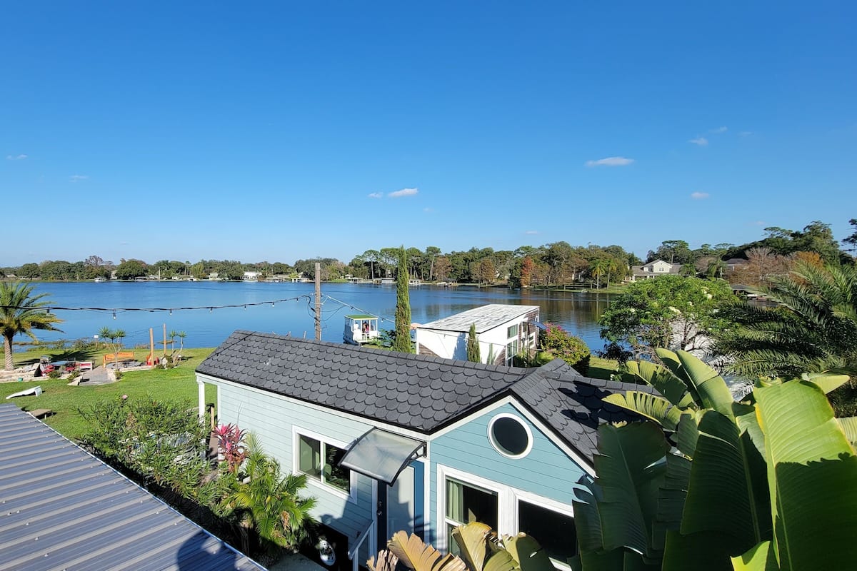 Design Cottage, Lake View | Teres/patio