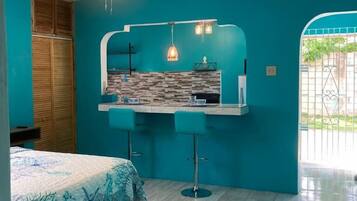 1 bedroom, iron/ironing board, WiFi