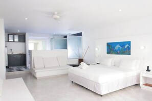 Bed sheets - La Ballena Azul Hotel (Santa Marta)