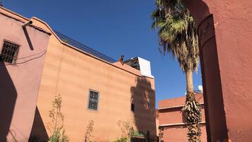 Fachada da propriedade