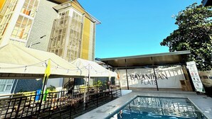 Pool - Escape to Paradise: Unwind in Style at our Spectacular Haven (Lapu-Lapu City)