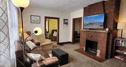 Cozy, cute home close to College of Wooster and Amish Country, Ohio