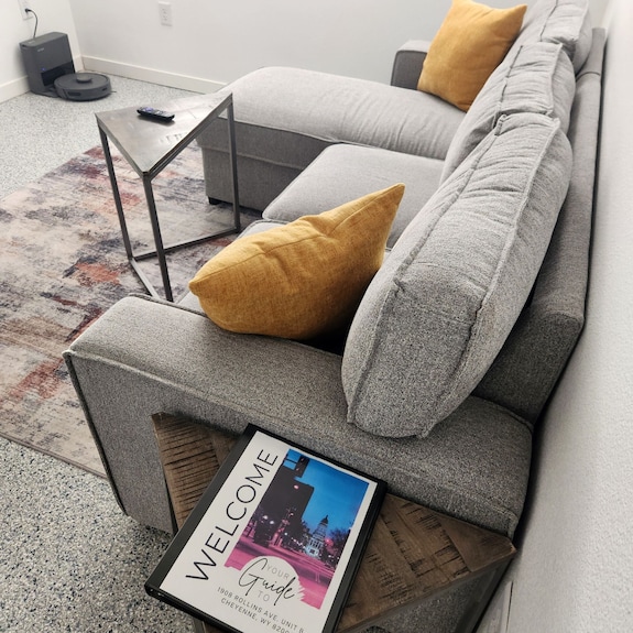 Basement Bliss: Cozy Getaway, Basement Bliss: Cozy Getaway - Cheyenne, WY