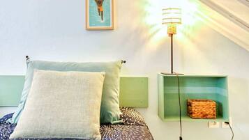 2 habitaciones, tabla de planchar con plancha, wifi y ropa de cama