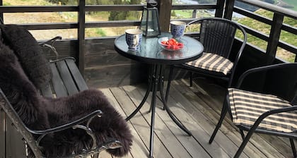 Modern Cabin @Voss, 3 bedr 2 baths 7 beds Sauna Covered balcony + terrace