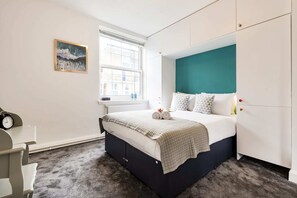 Apartamento básico, várias camas | Parte interna