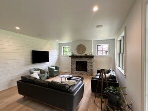 Smart TV, fireplace, video games