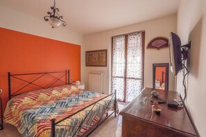 2 chambres, bureau, fer et planche à repasser, Wi-Fi