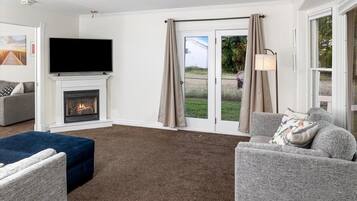 Fernseher, Kamin, Videospiele