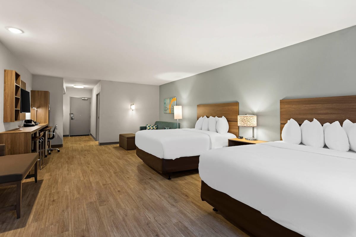 1 bedroom, blackout curtains, iron/ironing board, free WiFi
