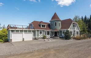 Exterior - Private Home In the woods! (Sequim)