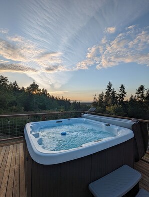 Terrace/patio - Private Home In the woods! (Sequim)