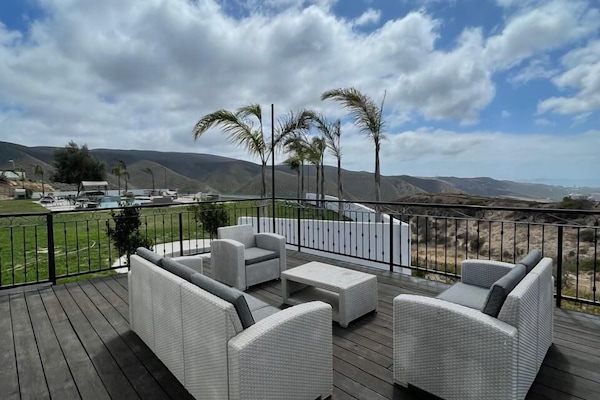 Habitació individual, aire condicionat, vistes a la muntanya | Cobrellits, planxa i posts de planxar, wifi gratuïta i roba de llit