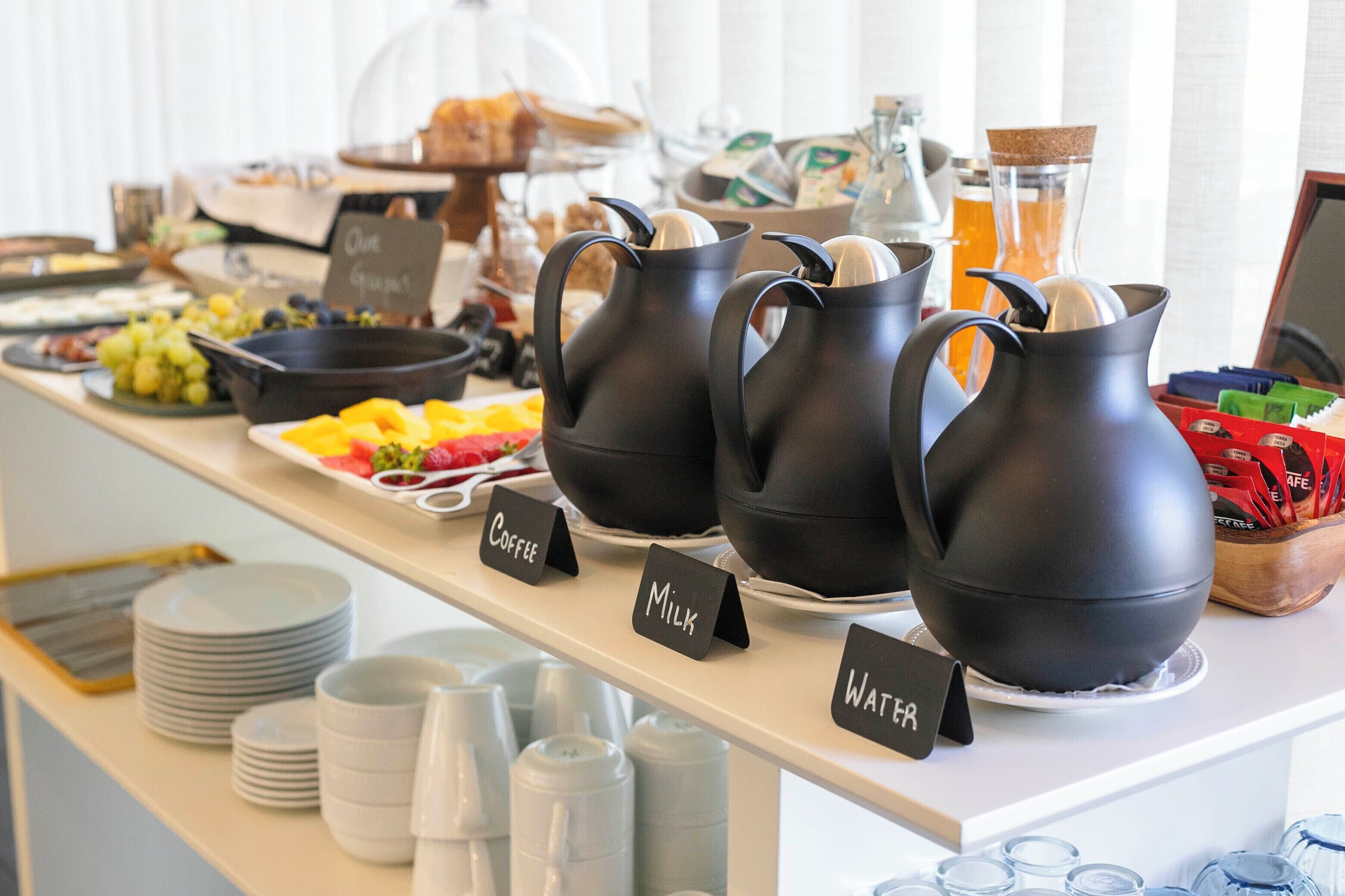 Desayuno bufé gratuito y diario