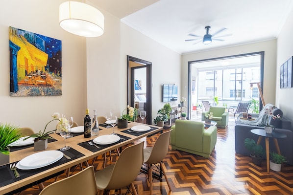 Appartement | Coffre-fort pour ordinateur portable, décor unique, ameublement unique