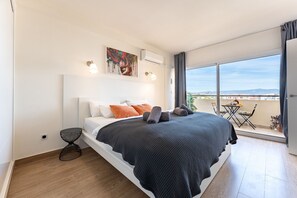 Strykejern/-brett, wi-fi (inkludert) og sengetøy