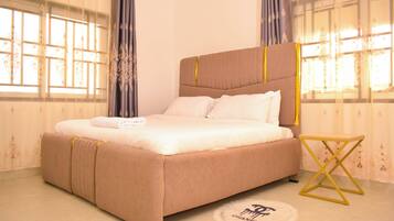 Blackout curtains, iron/ironing board, free WiFi