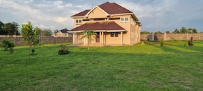 Exterior - Casa Nadreya Furnished Apartments (Nakuru)