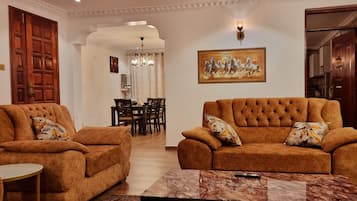 Premier Suite | Living area